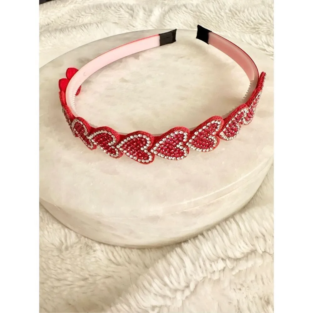 No Brand red rhinestone